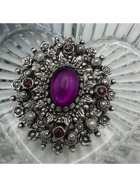 Vintage Sarah Coventry Purple Cabochon Faux Pearl Rhinestone Signed Brooch